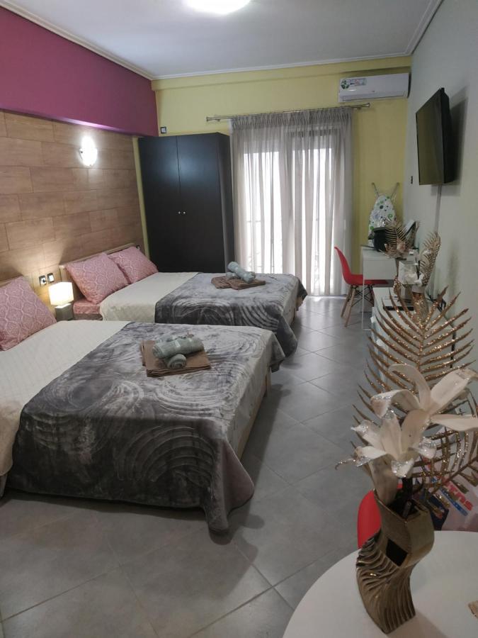 G M 1 Rooms Kentro In The Heart Of The City Larissa Exterior foto