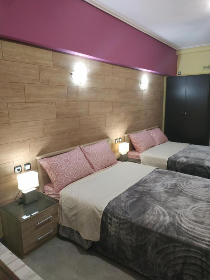 G M 1 Rooms Kentro In The Heart Of The City Larissa Exterior foto